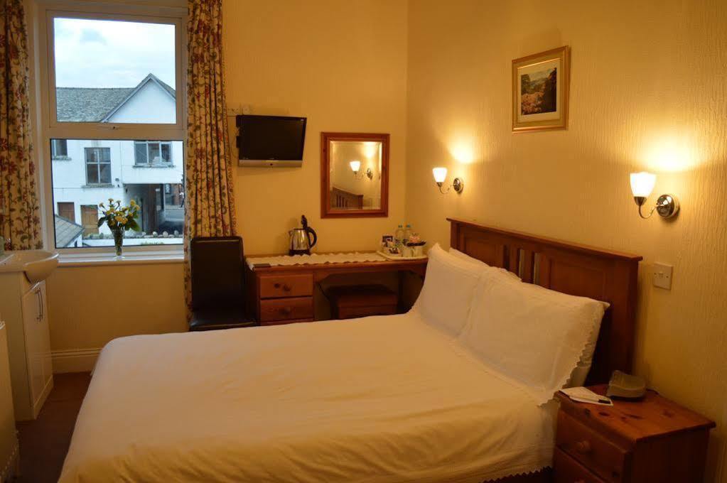 Dunsford Guest House Κέσγουικ Εξωτερικό φωτογραφία